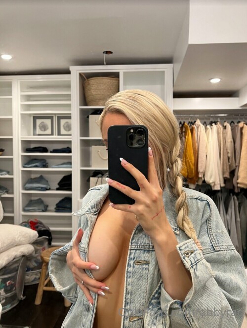 Abby Rao | abbyrao Nude Leaked Onlyfans Photo
