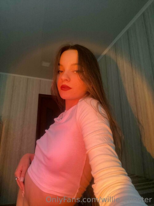 Viki / littlehottyvi Nude Leaked Onlyfans Photo Viki / littlehottyvi Nude Leaked Onlyfans Photo