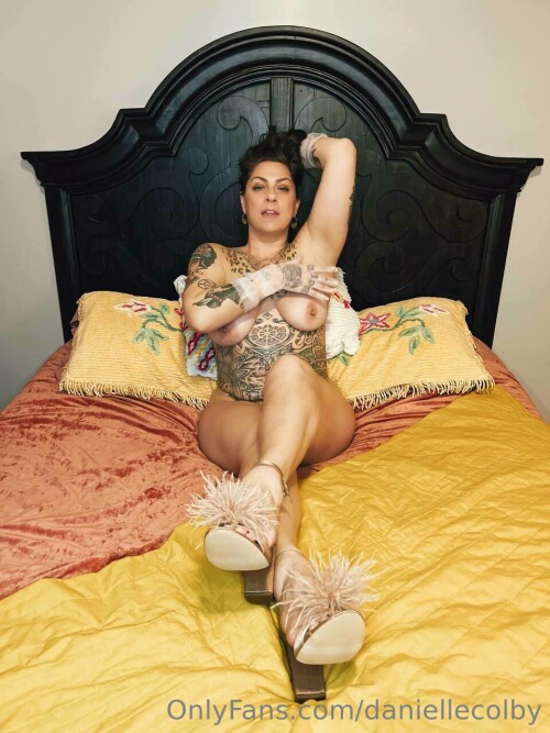 Danielle Colby Nude Leaked Onlyfans Photo Danielle Colby Nude Leaked Onlyfans Photo