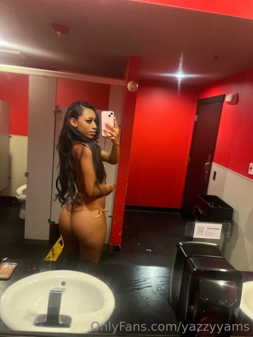 yazzyyams / Queen Yasmeena Nude Leaked Onlyfans Photo yazzyyams / Queen Yasmeena Nude Leaked Onlyfans Photo
