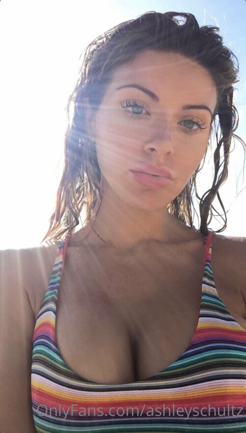 Ashley Schultz Nude Leaked Onlyfans Photo