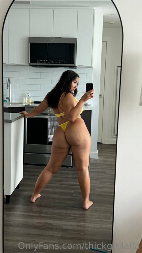 Fitgirllalla | thickgirllalla Nude Leaked Onlyfans Photo