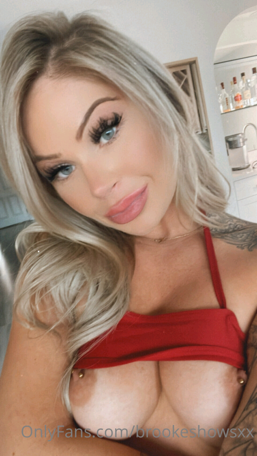 brookeshowsxx Nude Leaked Onlyfans Photo brookeshowsxx Nude Leaked Onlyfans Photo