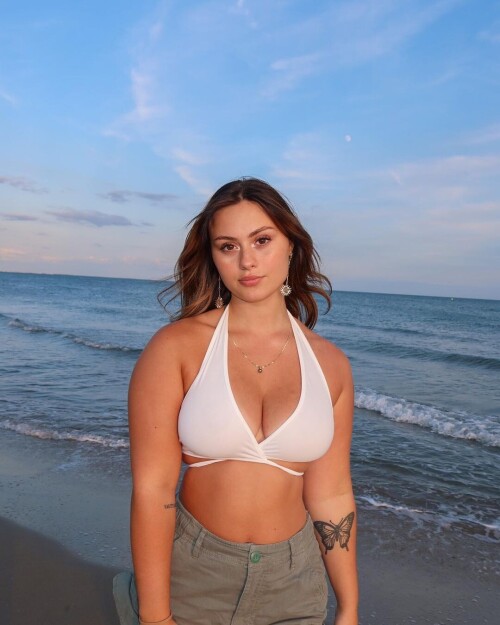 alissaplzzz / alissaplzz Nude Leaked Onlyfans Photo alissaplzzz / alissaplzz Nude Leaked Onlyfans Photo
