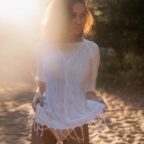 Alina-Lando---Feathers-02b8447e27993200f6
