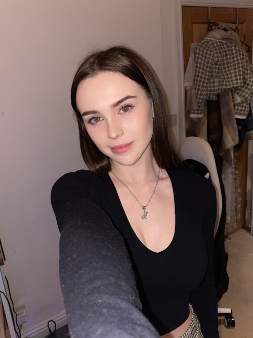 B0F2F1D2-1E98-4789-B2EA-F6AAC611B5F8.md.jpg