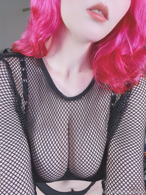 Black-7.jpg