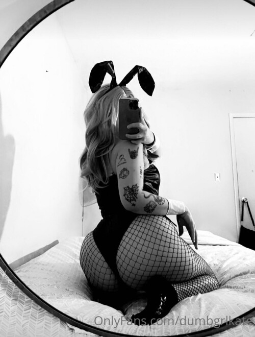 Dumbgrlkate Nude Leaked Onlyfans Photo Dumbgrlkate Nude Leaked Onlyfans Photo