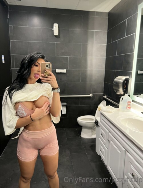 Jazmin Pineda (Jazzyfit) Nude Leaked Onlyfans Photo