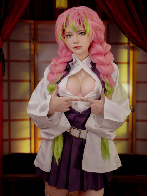 Coser-ZinieQ-Kanjori-Mitsuri-01487757ff9ba96009d.jpg