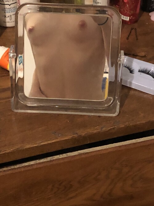 Clamgirl Nude Leaked Onlyfans Photo Clamgirl Nude Leaked Onlyfans Photo