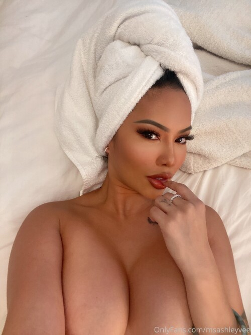 Ashley Vee / MsAshleyVee Nude Leaked Onlyfans Photo Ashley Vee / MsAshleyVee Nude Leaked Onlyfans Photo