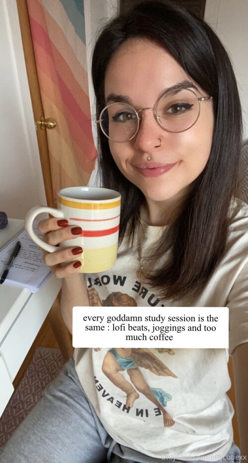 effycutiexx Nude Leaked Onlyfans Photo effycutiexx Nude Leaked Onlyfans Photo