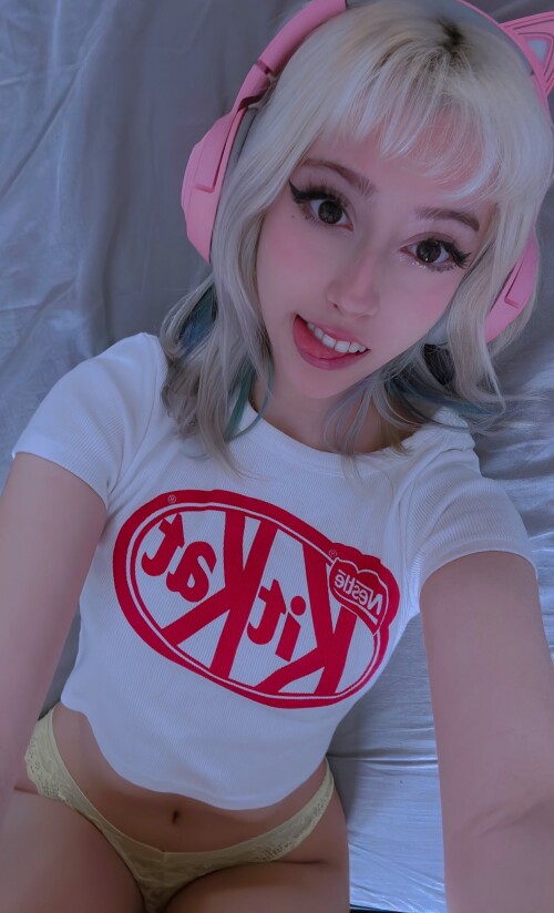fvckzoe | sleepy_mochi Nude Leaked Onlyfans Photo fvckzoe | sleepy_mochi Nude Leaked Onlyfans Photo