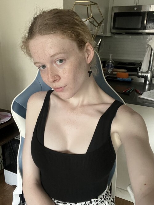 F3_3-N9bgAAOc8390adb6f6a8fd6524.jpg