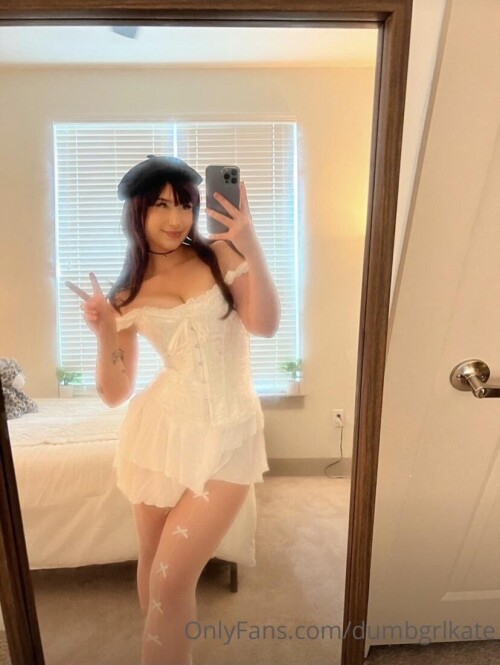 Dumbgrlkate Nude Leaked Onlyfans Photo Dumbgrlkate Nude Leaked Onlyfans Photo