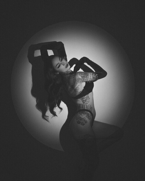 Emma Vauxdevil Nude Leaked Onlyfans Photo Emma Vauxdevil Nude Leaked Onlyfans Photo