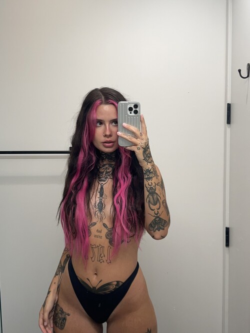 Brooke / TattedTeddy / bmarkhaa Nude Leaked Onlyfans Photo Brooke / TattedTeddy / bmarkhaa Nude Leaked Onlyfans Photo