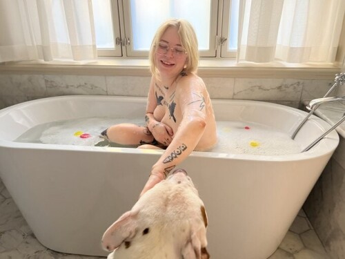 Shelley Floryd / Secludere / Eazelox Nude Leaked Onlyfans Photo Shelley Floryd / Secludere / Eazelox Nude Leaked Onlyfans Photo