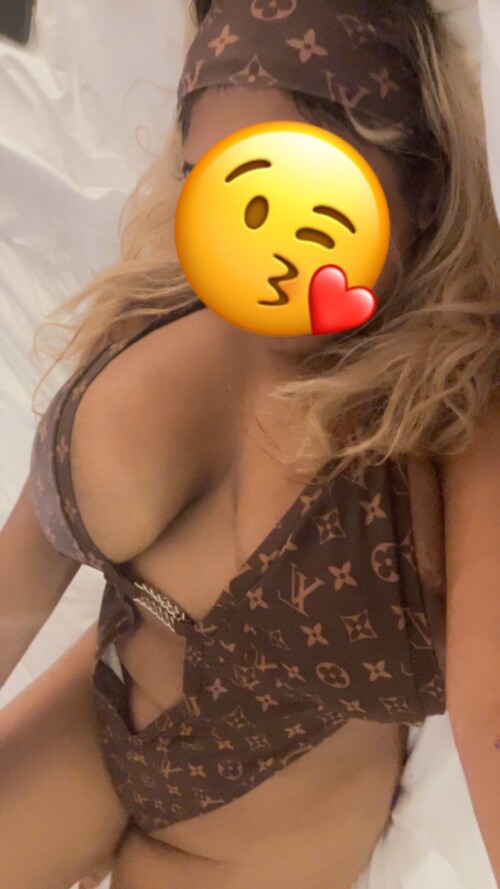 billiondollarboobs / RiyaRacks / Maya Nude Leaked Onlyfans Photo billiondollarboobs / RiyaRacks / Maya Nude Leaked Onlyfans Photo