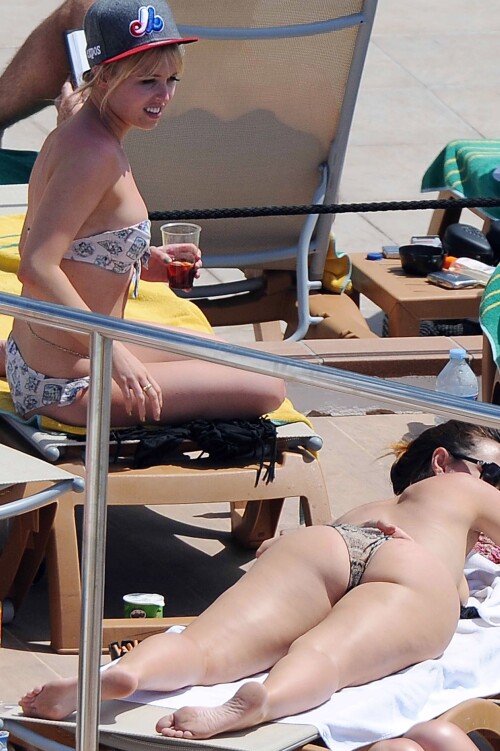 Jorgie Porter Photo 4