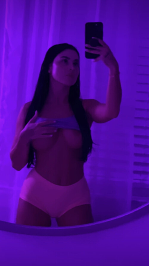 Devorah Roloff Nude Leaked Onlyfans Photo Devorah Roloff Nude Leaked Onlyfans Photo