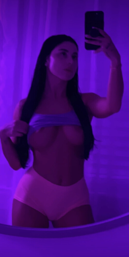 Devorah Roloff Nude Leaked Onlyfans Photo Devorah Roloff Nude Leaked Onlyfans Photo