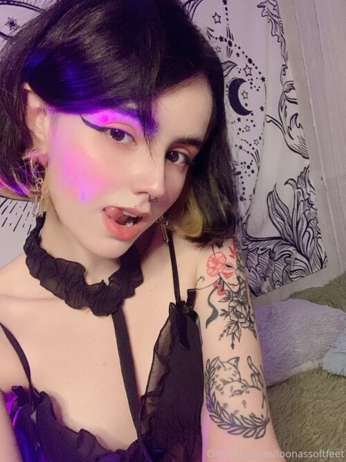 Loonassoftfeet Nude Leaked Onlyfans Photo Loonassoftfeet Nude Leaked Onlyfans Photo