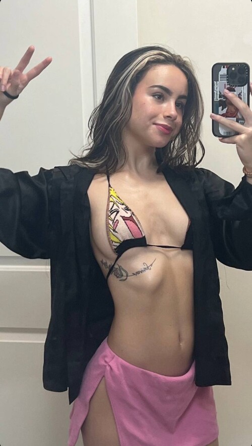 Sofia Elizabeth | sofiaspams Nude Leaked Onlyfans Photo