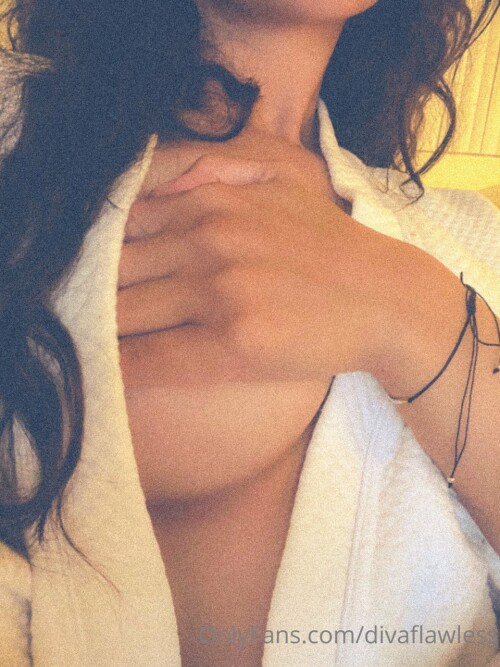 Divaflawless Nude Leaked Onlyfans Photo Divaflawless Nude Leaked Onlyfans Photo