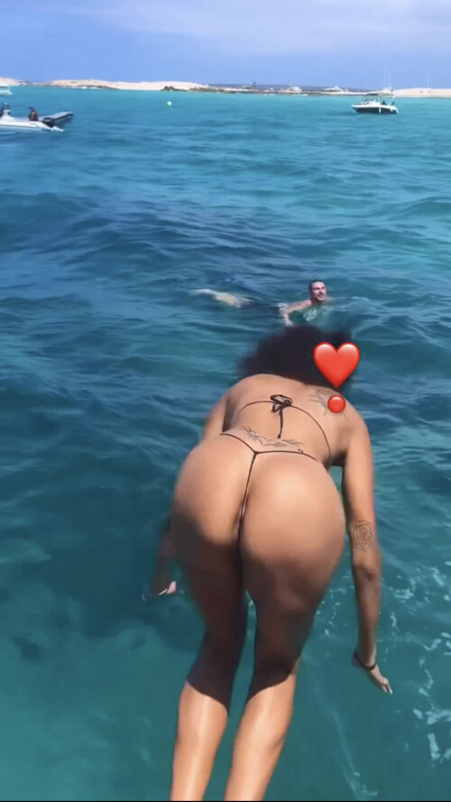 Elizabeth Cambage | Liz Cambage | ecambage Nude Leaked Onlyfans Photo