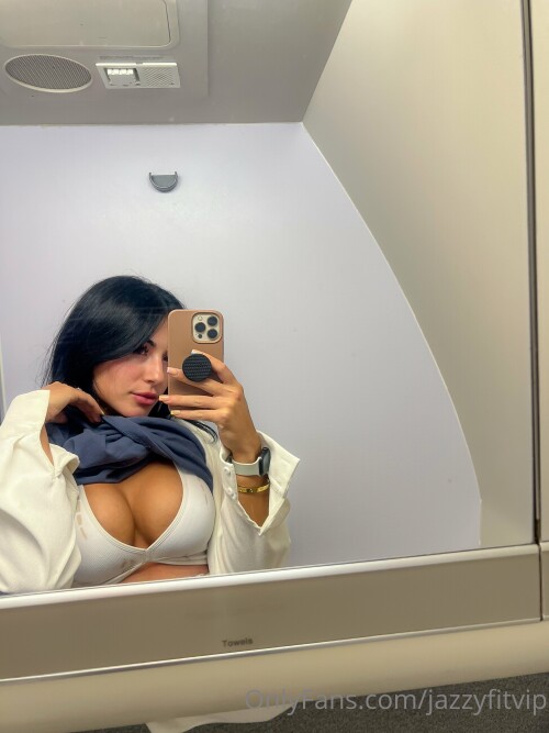 Jazmin Pineda (Jazzyfit) Nude Leaked Onlyfans Photo