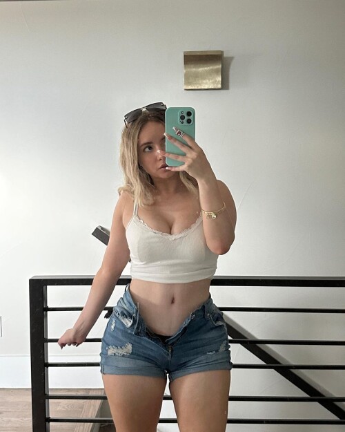 Skyiiah / itskaslol / kas / SkyWallace Nude Leaked Onlyfans Photo Skyiiah / itskaslol / kas / SkyWallace Nude Leaked Onlyfans Photo
