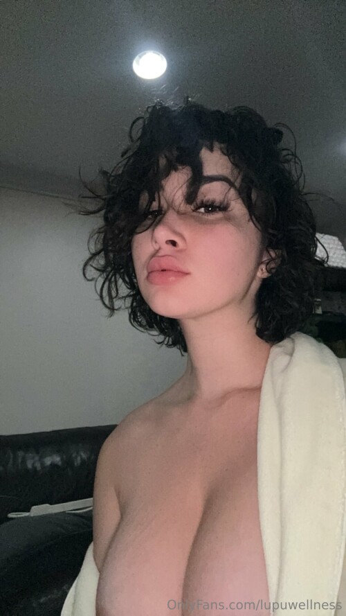 Liz | Lupuwellness Nude Leaked Onlyfans Photo