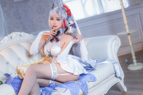 Momoko--7916d3256dafb64ce.jpg
