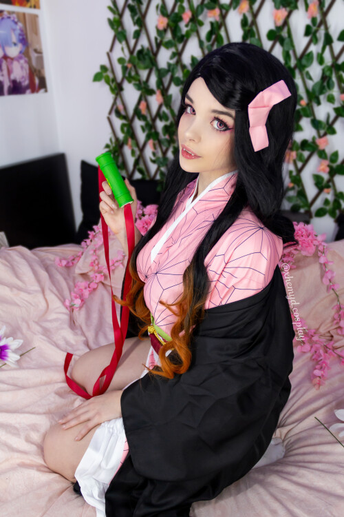 Nezuko---2144308672c63ca3dd.md.jpg