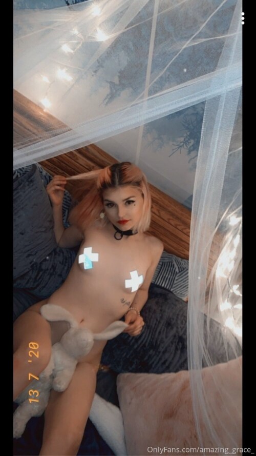 OnlyFansAmazing-Grace2021-01-05-Image-002.md.jpg