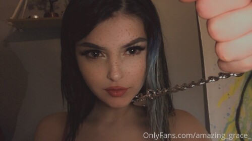 OnlyFansAmazing-Grace2021-01-08-Image-001.md.jpg