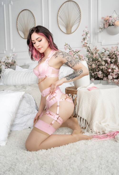 Pink-Strappy-HB-31-8I8lJ7KJ.md.jpg