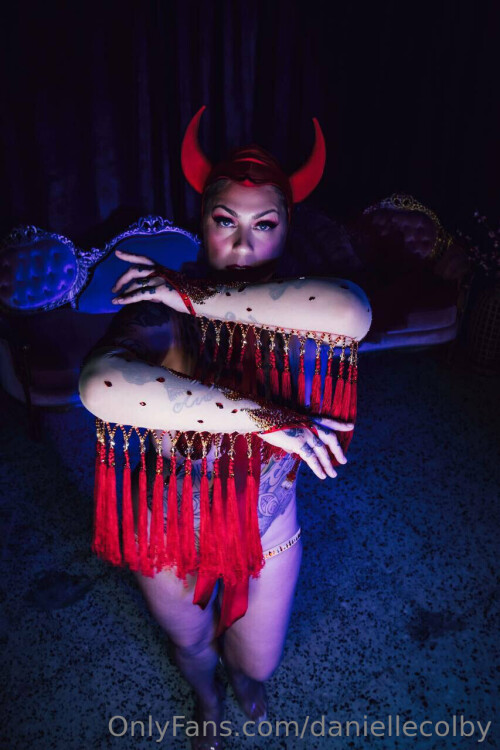Danielle Colby Nude Leaked Onlyfans Photo Danielle Colby Nude Leaked Onlyfans Photo