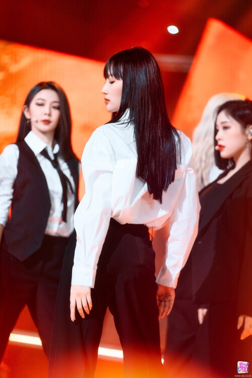 SIYEON-IKG7.md.jpg