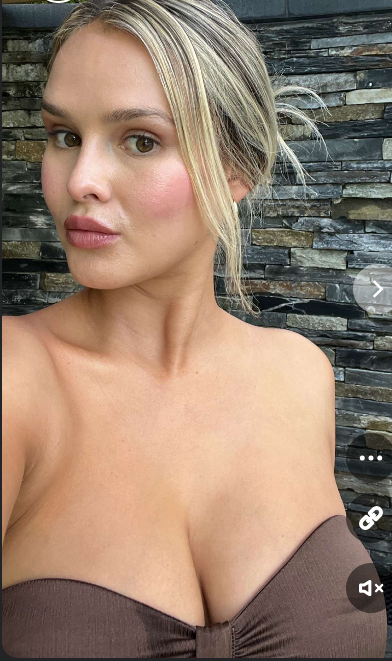 Kinsey Wolanski Nude Leaked Onlyfans Photo Kinsey Wolanski Nude Leaked Onlyfans Photo
