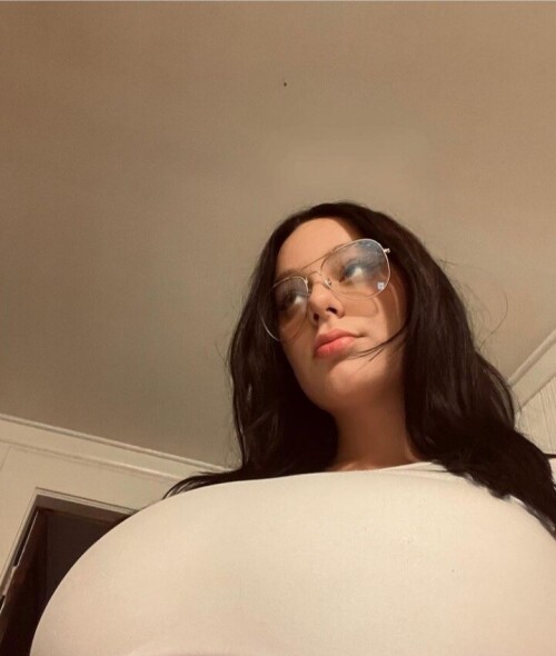 xoangel444/myah ramsey Nude Leaked Onlyfans Photo