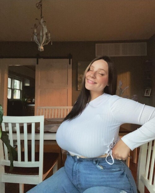 xoangel444/myah ramsey Nude Leaked Onlyfans Photo
