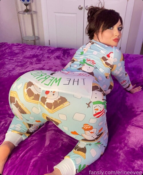 Pink Fox / Erin Eevee Nude Leaked Onlyfans Photo Pink Fox / Erin Eevee Nude Leaked Onlyfans Photo