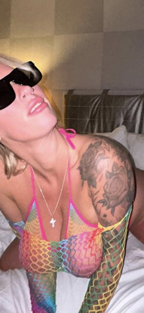 brittanybrittany / brittany hoffman Nude Leaked Onlyfans Photo brittanybrittany / brittany hoffman Nude Leaked Onlyfans Photo