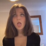 Snaptik_7039341171281317121_lizzahazza---6.1774c2c2587aafdf5d