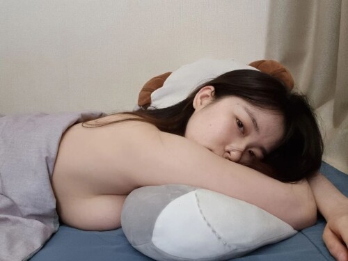 Soram-Sleeping-Naked.md.jpg