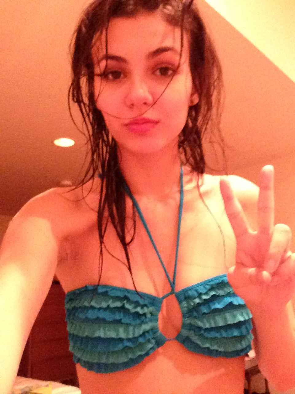 Victoria Justice Leaked Photo 374557 - Fapello.su