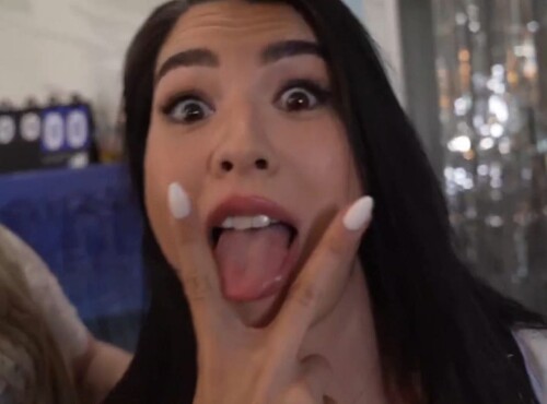 Tonguekwanac82d3d647c95dc4.md.jpg